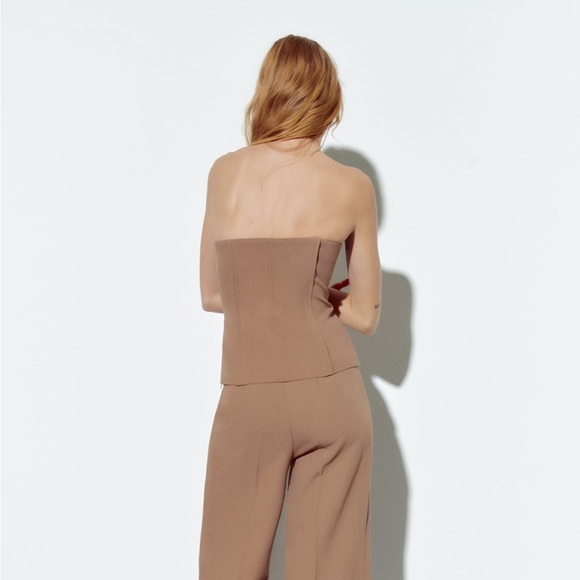 ZARA | NEW | Seamed bustier top | Blogger's Favorite - Picture 4 of 7